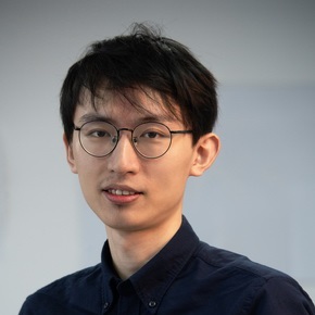 Ruoyu Guan